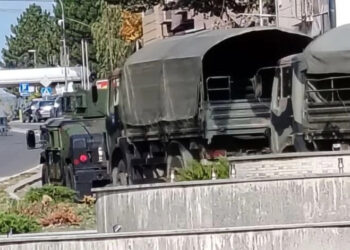 FSK-ja kalon rastësisht në veri