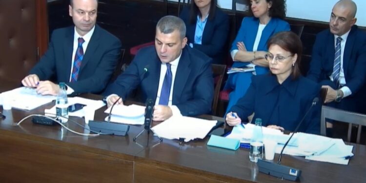 "Faktorët që kanë ndikim te Banka e Shqipërisë" / Genti Sejko në Komisionin e Ekonomisë: Po rrezikohet pavarësia.