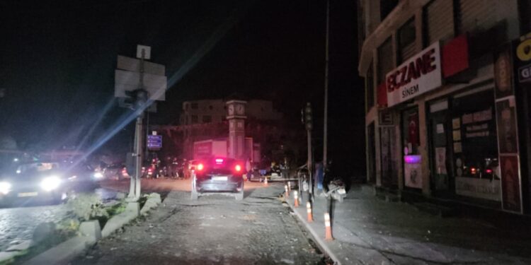 Fatmirësisht pa pasoja tragjike: Tërmeti me magnitudë 6.1 goditi Balıkesirin, ndjeshmëria e lëkundjeve arriti edhe në Stamboll e Izmir.