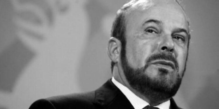 Fatos Nano ndërron jetë në moshën 73-vjeçare, homazhet do të mbahen të dielën në nderim të tij.