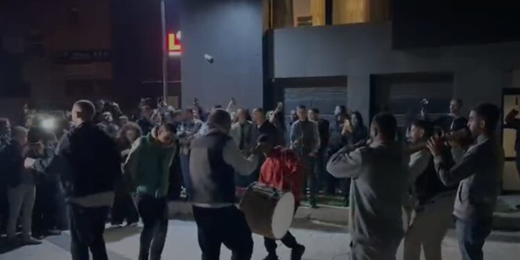 Festimet e LDK-së në Prishtinë, rezultatet e para nxjerrin Përparim Ramën në krye