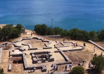 Fshati i Linit shpallet si “Ansambël Arkitektonik Urban”, Rama publikon videon.