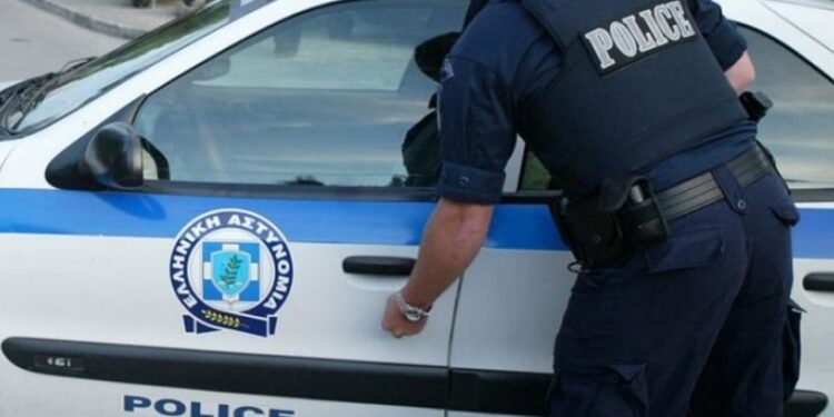 Gomonia dërgon sinjalin "SOS" në bregdetin grek, arrestohet skafisti nga Saranda. Zbulohet një sasi e konsiderueshme droge.