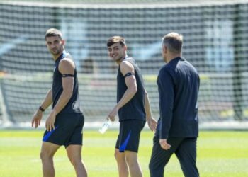 Hansi Flick jep lajme pozitive, sulmuesi spanjoll rikuperohet në kohë për ndeshjen ndaj Olympiacosit në Champions.