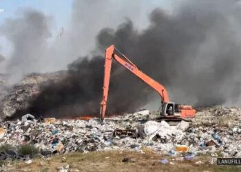 Historiku: Banorët në rethana të rrezikshme, plehrishte e zjarreve që ndotin Vlorën duhej të ishin mbyllur që në vitin 2015.