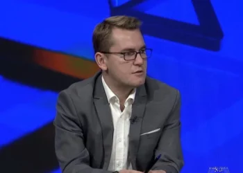 Hoxha: Në zgjedhjet e mundshme të parakohshme pritet pasivizimi i votuesve