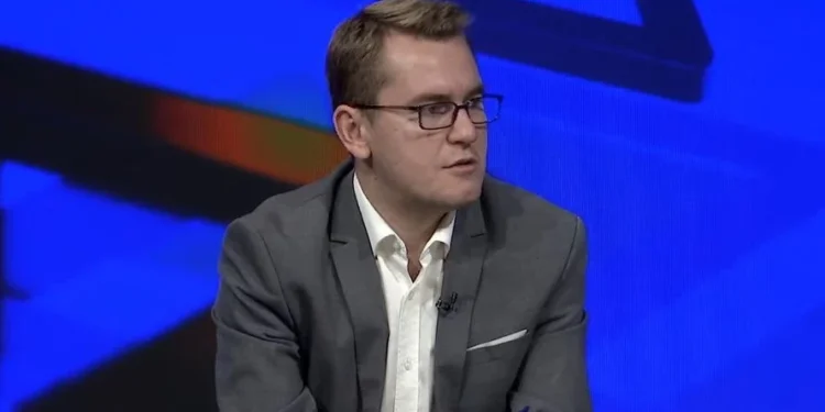 Hoxha: Në zgjedhjet e mundshme të parakohshme pritet pasivizimi i votuesve