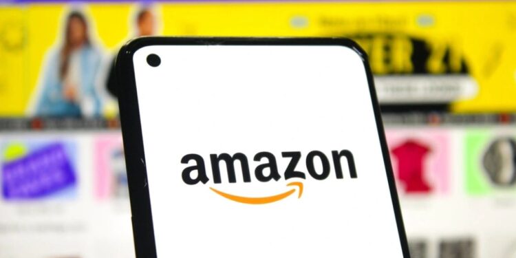 Inteligjenca artificiale shkakton papunësi për mijëra punëtorë, Amazon njofton shkurtimin e 14,000 vendeve të punës në mbarë kompaninë.