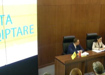 Ish-nënkryetari i PS në drejtimin e Postës Shqiptare, Balluku paraqet Etjen Xhafajn: Një profesionist me përvojë të njohur.