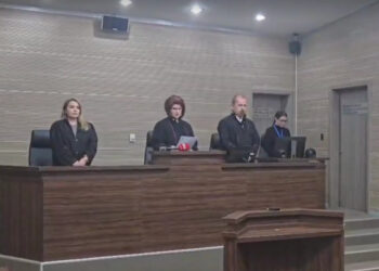 Ish-sekretari dhe ish-drejtori i prokurimit të MI-së shfuqizohen akuzat për korrupsion.