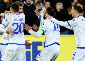 Jo vetëm Shqipëria, por edhe Kosova sfidon Serbinë: Fitorja e “Dardanëve” ndaj Suedisë i mbyll derën serbëve për Play Off-in e Ligës së Kombeve.