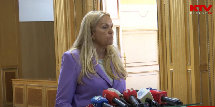 Kadrijaj: Era e izolimit të vendit ka përfunduar.