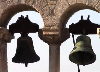 Kambanat e Kishës në Ferizaj: Një Dëshmi e Traditës dhe Kulturës Lokale