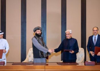 Kishin arritur një marrëveshje për armëpushim, por bisedimet për paqe mes Afganistanit dhe Pakistanit dështuan.