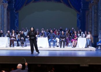 “Koha në pentagram”: Mbrëmja gala në nder të regjisorit Nikolin Gurakuqi për 70-vjetorin e tij.