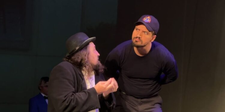 Kopshtet e Lumturisë: Një Tragjikomedi e Kohës Moderne në Teatrin 'Migjeni'