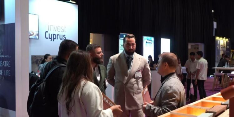 Kryeministri Rama ndan pamje nga panairi ndërkombëtar në Dubai: Shqipëria si destinacion turistik tërheq vëmendjen me projekte të jashtëzakonshme.