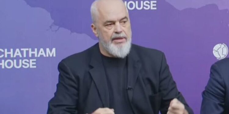 Kryeministri Rama për Nigel Farage: "Donte të më vizitonte më 28 nëntor, por i thashë të zgjidhte një datë tjetër që të mos dukej i vogël përpara heroit tonë kombëtar."