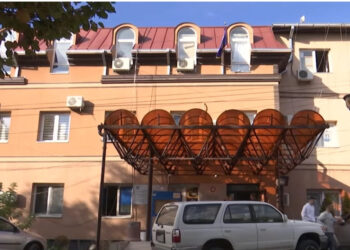 Kryetarët e veriut përballen me dilema mbi dorëzimin e dokumenteve të ndjeshme te serbët