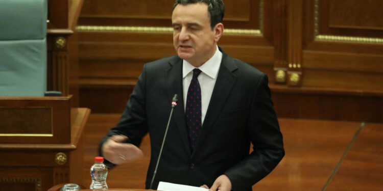 Kurti: Më jepni votën tuaj për interesat e publikut dhe të shtetit, jo për parti.