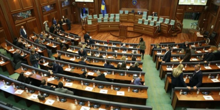 Kurti dështon në përpjekjet për të siguruar votat për Qeverinë, Haradinaj: Uroj suksese në vazhdimësi