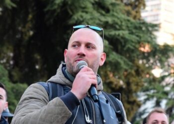 Kushtetuesja suspendoi zgjedhjet për Tiranën, Florjan Binaj reagon: Pavarësisht datës së votimit, ne do të jemi të pranishëm.