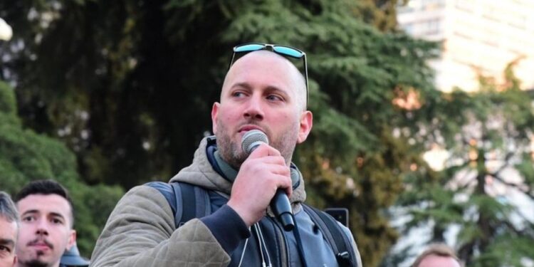 Kushtetuesja suspendoi zgjedhjet për Tiranën, Florjan Binaj reagon: Pavarësisht datës së votimit, ne do të jemi të pranishëm.