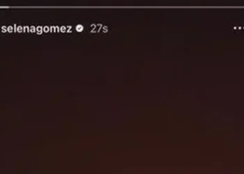 “Lëreni vajzën rehat” – Rindizet “drama” mes Selena Gomez dhe Hailey Bieber, kjo është historia që këngëtarja fshiu.