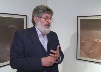 “Magjia e Vizatimit”/ Piktori Gazmend Leka hap ekspozitën me më shumë se 80 vepra në Galerinë FAB.