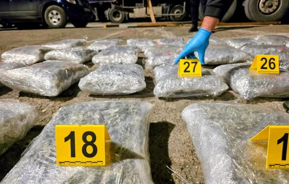 Marrin mbi 200 kg drogë në kamion, një person i arrestuar në Prishtinë