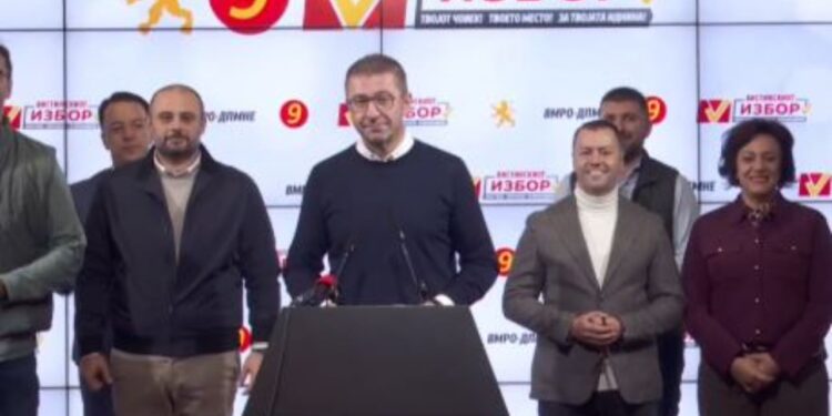 “Mickoski flet pas fitores në zgjedhjet lokale: Këto zgjedhje janë një mesazh për Ali Ahmetin”