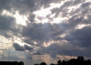 Mot i përkohshëm me kthjellime dhe vranësira, parashikimi për këtë të enjte