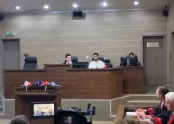 Në mungesë të Sveçlës, seanca për gazin lotsjellës dështoi.