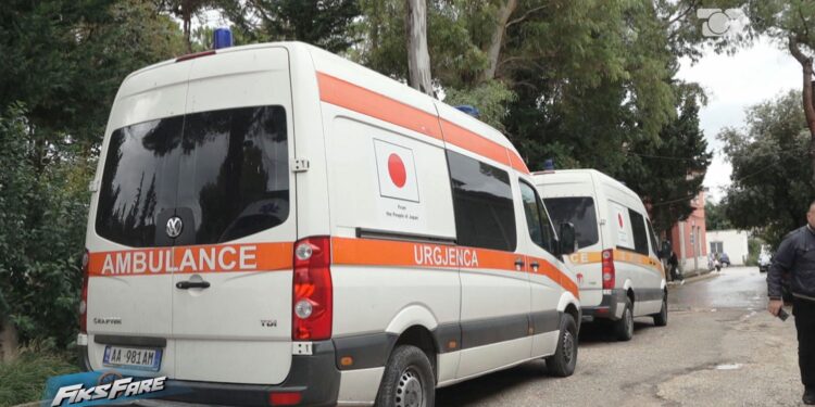 Nga hero në fajtor: Shoferët e ambulancave në Lushnje detyrohen të kthejnë miliona lekë pas auditit!