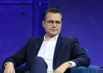 Nga komisioni me nënpunës civilë, shpallja e votës së pavlefshme e paligjshme/ Skandali në Kushtetuese, Rakipllari: Procesverbali është falsifikuar