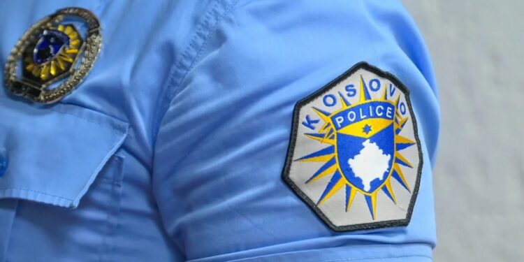 Ngjarje e rëndë në Prizren, burri godet me thikë gruan dhe vajzën e tij, të dyja në gjendje kritike.