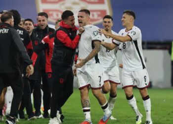 Notat e Top Channel / Menaxheri i jashtëzakonshëm, Sylvinhos shpërblehet për guximin e tij, por kërcënimi ishte… Ajeti