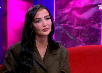 "Nuk arrin të shprehë ndjenjat" / Xheneta Fetahu flet për raportin me gruan e babait: Ajo është si një engjëll për mua.
