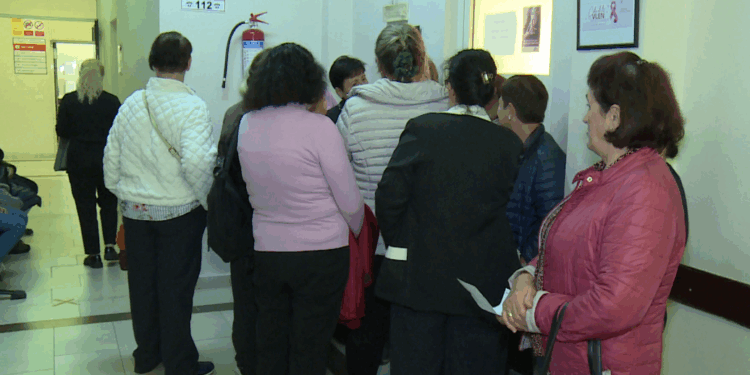 Numri i mamografive rritet, gratë dhe vajzat vazhdojnë të bëjnë kontrolle në qendrat shëndetësore