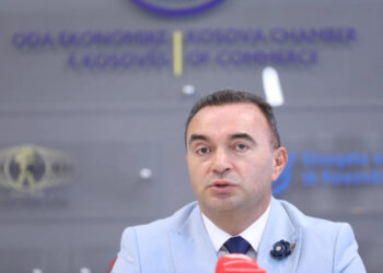 OEK-u reagon ndaj fushatës politike, duke mbështetur kërkesën e MF-së për një takim mbi pagën minimale.