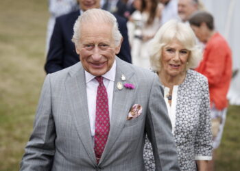 Pas 500 vjetësh, moment historik në Vatikan: Mbreti Charles do të lutet krah Papës.