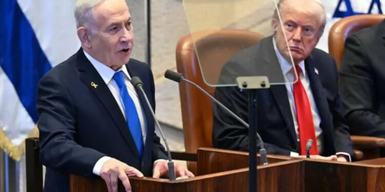 Pas një të gjatë pritjeje, Netanyahu në parlament me Trump: 'Ky moment do të mbetet në histori…'