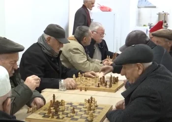 Pensionistët shpallin gatishmërinë për të kontribuar dhe për të përfituar