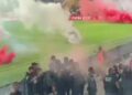 Përplasjet gjatë Derbit të Tel Avivit shkaktojnë të plagosur, përfshirë agjentë të policisë.