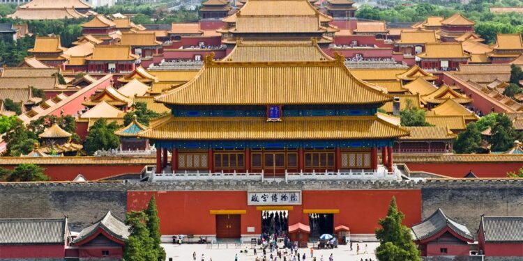 Plani Pesëvjeçar i Kinës 2026-2030: Mundësitë e ndikimit në ekonominë globale / Çfarë po debatohet këtë javë në Pekin