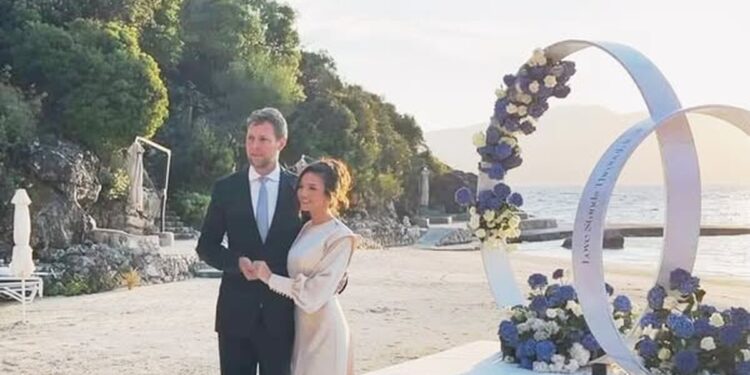 Princ Leka dhe Blerta Celibashi lidhin kurorë me martesë.