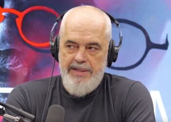 Rama në “Flasim”: Djalli nuk është aq i zi sa mendohet/ Kryeministri reagon për lënien e politikës: Ka raste që…