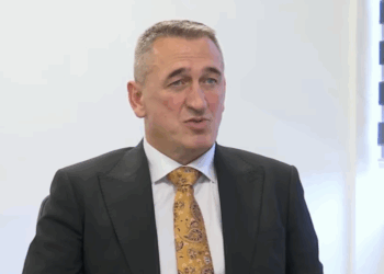 Rashiqi lë të hapur mundësinë e moskandidimit për nënkryetar të Kuvendit