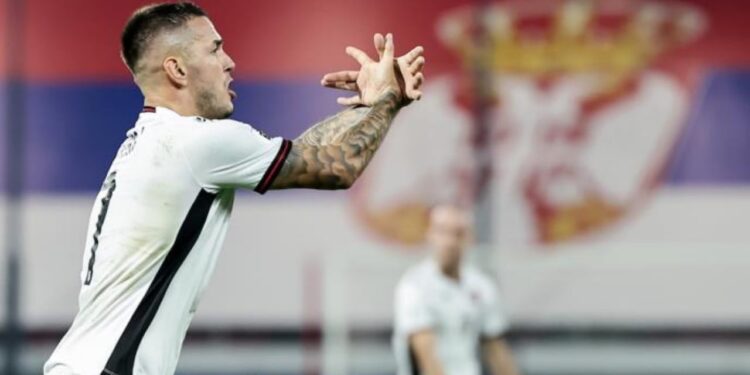 Rei Manaj shkakton përsëri polemika me serbët: Milosheviç më uroi për golin ndaj Serbisë.