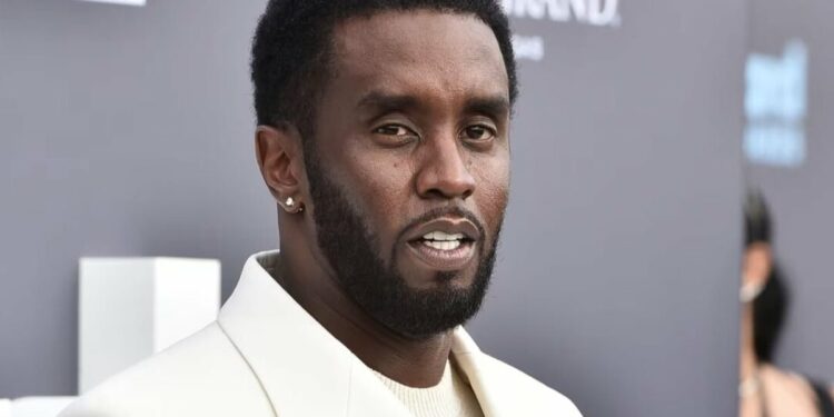 Rewrite this title in other words using the original language and as a average journalist person: Reperi amerikan Sean “Diddy” Combs dënohet me mbi 4 vjet burg